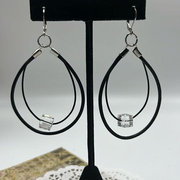 Swarovski Crystal Black Two Leather Cord Dangle Earrings- Handmade NEW - Picture 2 of 10